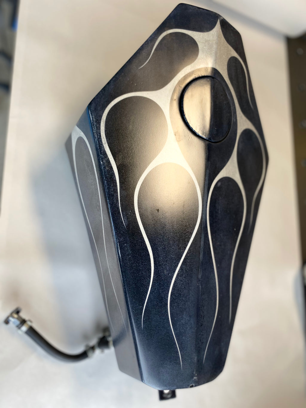 Coffin Tank and Fender Set, Blue with Cream Flames, FXS Big Twin